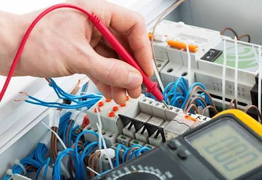 Multimetre ile elektrik pano arıza tespiti